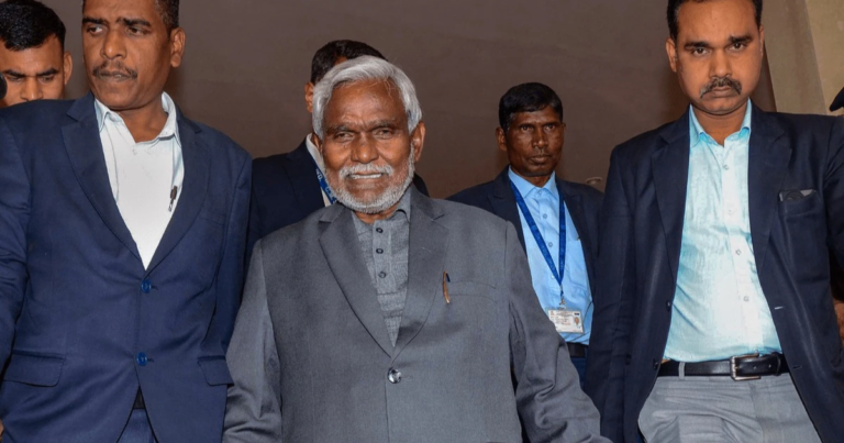झारखंड के पूर्व सीएम चंपई सोरेन ने कहा भाजपा पर चर्चा के बीच सभी 3 विकल्प खुले हैं